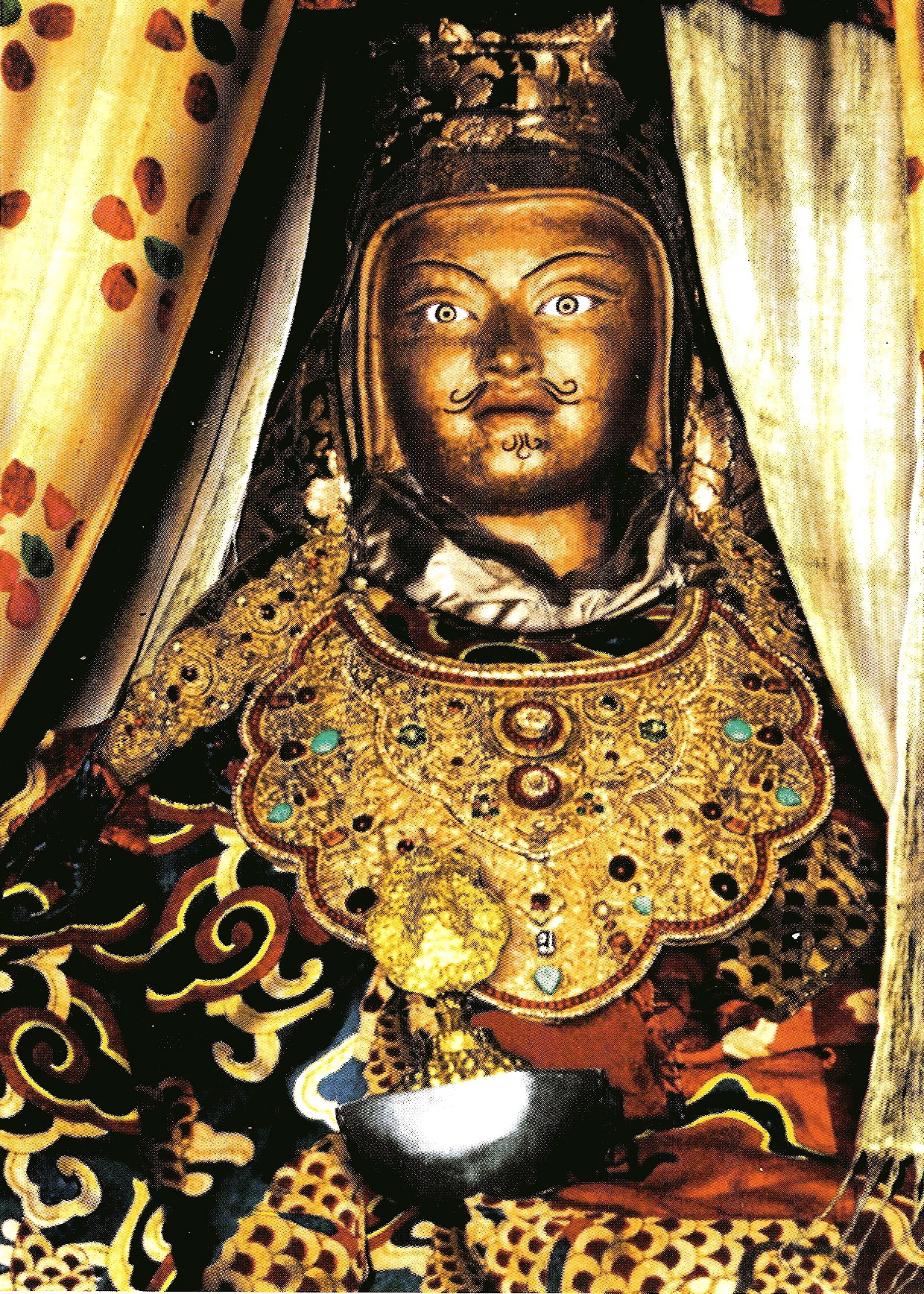 Estátua de Guru Rinpoche